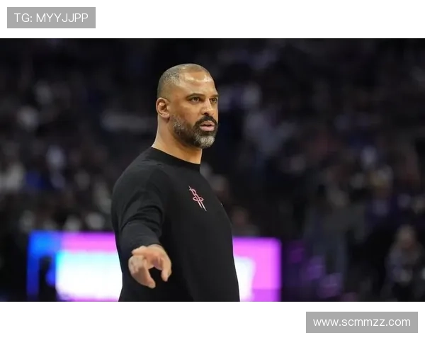 乌度卡强调快速出球的重要性避免高风险传球策略