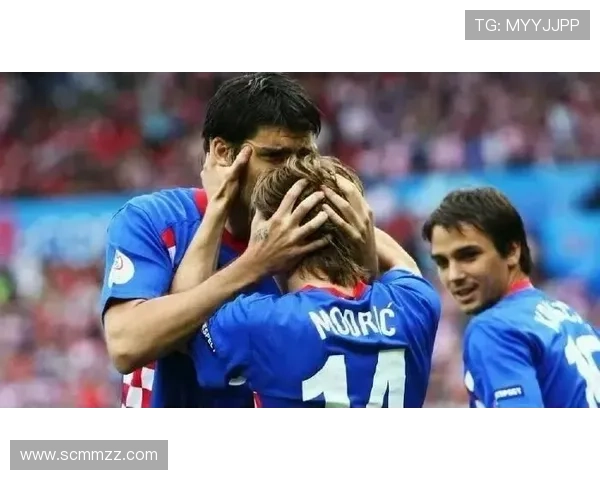 安布罗西尼赞莫德里奇正能量如马尔蒂尼般激励队友